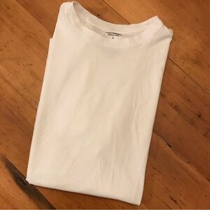 ▪️EXPRESS Basic White Tee